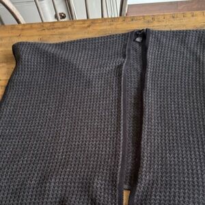 Women’s Gray & Black Houndstooth shawl/ wrap Sweater
